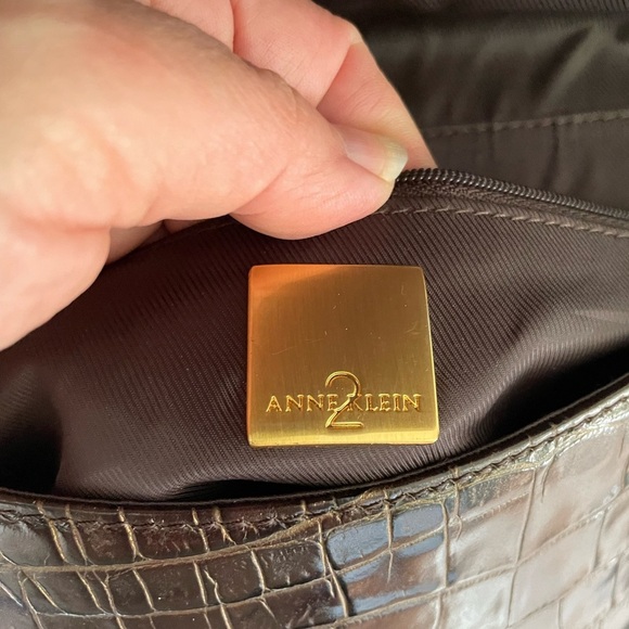Vintage Anne Klein II Vintage Croc-Embossed Leather Shoulder Bag Handbag - Picture 10 of 10